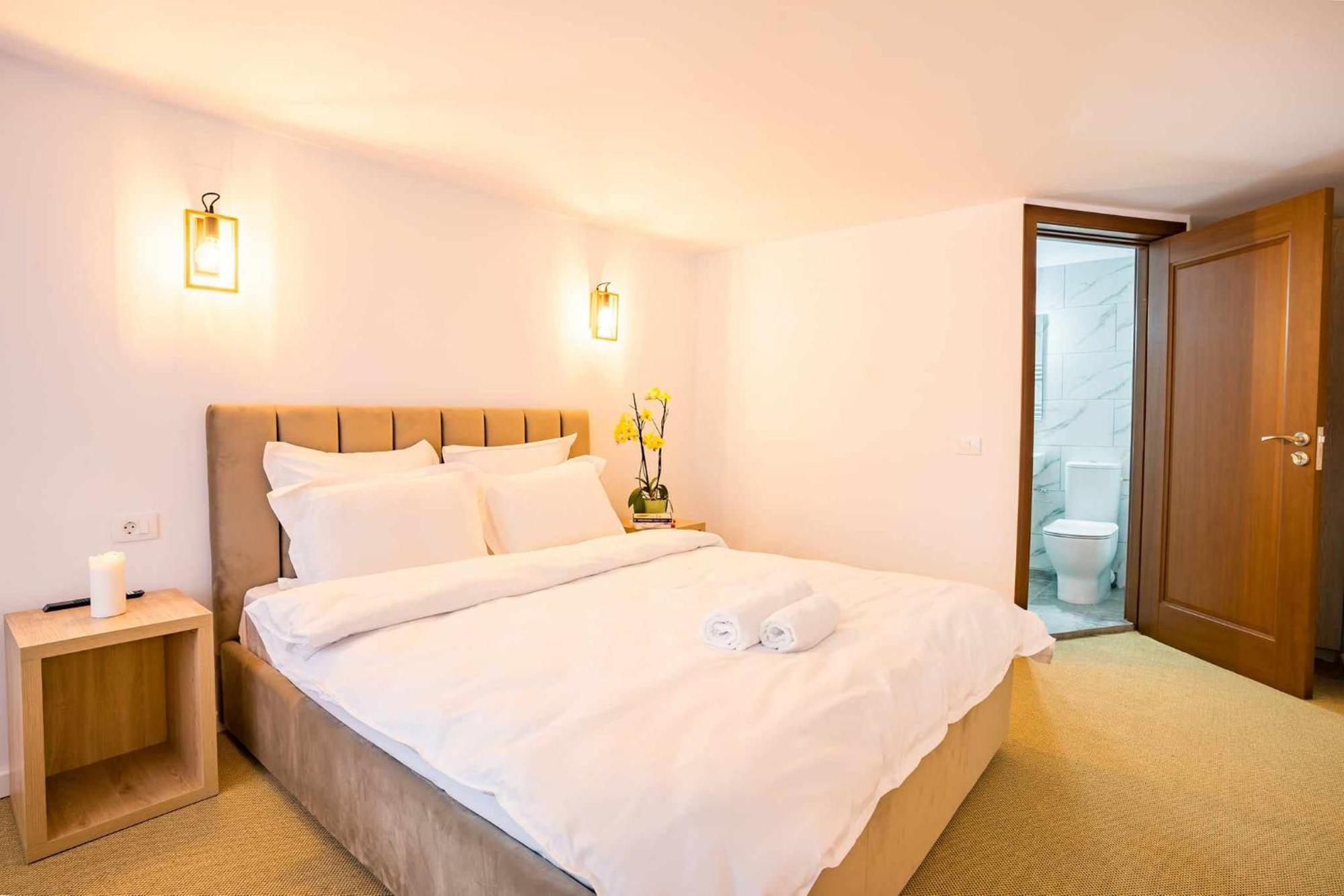 Hotel Casa Zuz Voronet à Gura Humorului Extérieur photo
